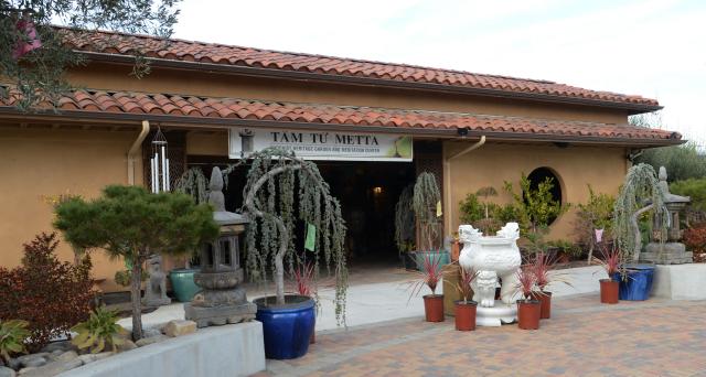 Lễ Bồ Tát Tại Chùa Tâm Từ California, Hoa Kỳ