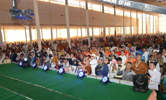 Trang Nghiêm Khai Mạc Đại Lễ Trùng Tụng Tam Tạng Thánh Điển Pali Tại Bồ Đề Đạo Tràng ( Ấn Độ ) Lần Thứ 13 năm 2017