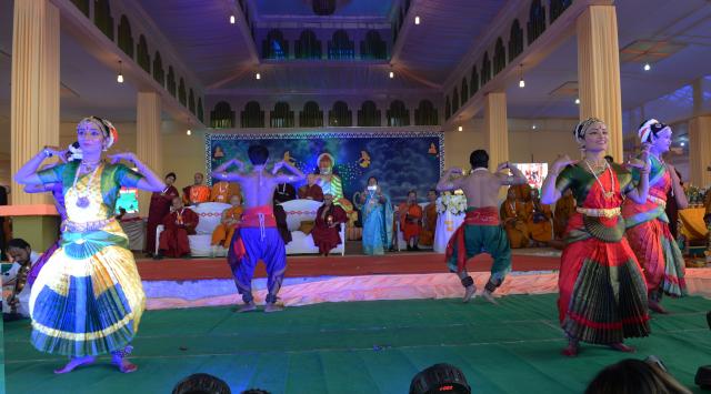 Trang Nghiêm Khai Mạc Đại Lễ Trùng Tụng Tam Tạng Thánh Điển Pali Tại Bồ Đề Đạo Tràng ( Ấn Độ ) Lần Thứ 13 năm 2017