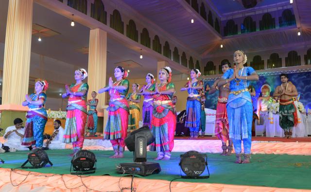 Trang Nghiêm Khai Mạc Đại Lễ Trùng Tụng Tam Tạng Thánh Điển Pali Tại Bồ Đề Đạo Tràng ( Ấn Độ ) Lần Thứ 13 năm 2017