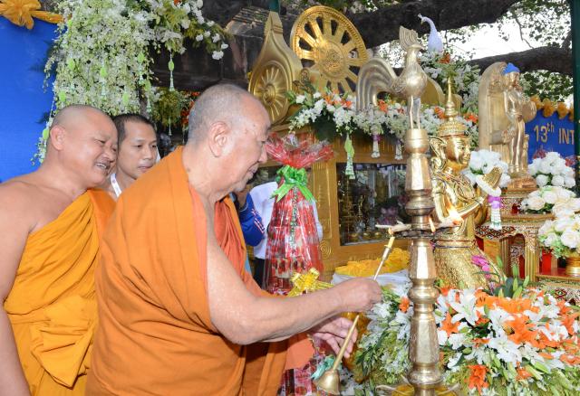 Trang Nghiêm Khai Mạc Đại Lễ Trùng Tụng Tam Tạng Thánh Điển Pali Tại Bồ Đề Đạo Tràng ( Ấn Độ ) Lần Thứ 13 năm 2017