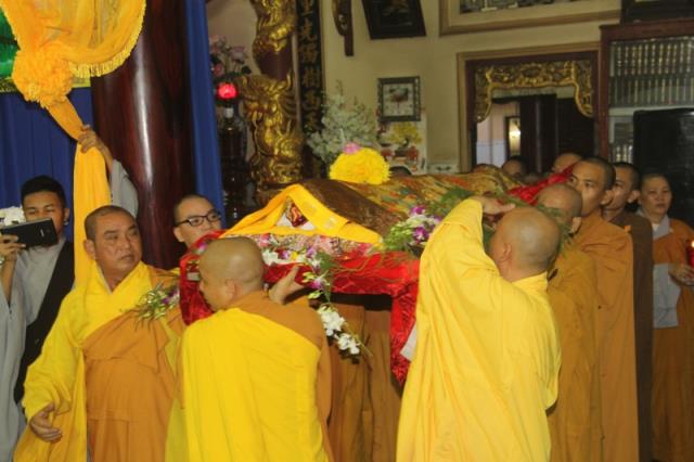 Đồng Tháp: Lễ nhập kim quan cố Hòa thượng Thích Chơn Thành