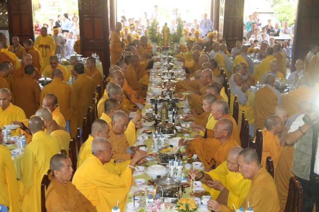 Đồng Tháp: Lễ cung tống kim quan HT. Thích Chơn Thành nhập bảo tháp