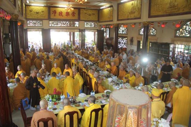 Đồng Tháp: Lễ cung tống kim quan HT. Thích Chơn Thành nhập bảo tháp
