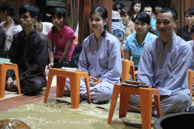 Thái Bình: Thanh niên Phật tử chùa Từ Xuyên tri ân Thầy
