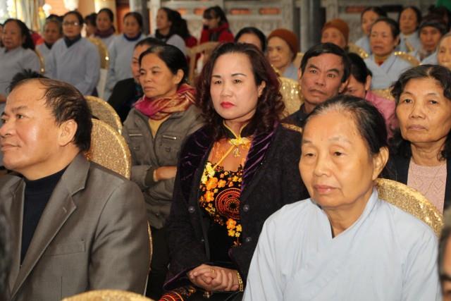 Thái Bình: Đôi tân hôn làm lễ hằng thuận tại chùa Từ Xuyên