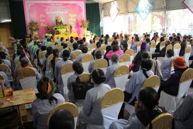 Thái Bình: Hai bạn trẻ làm lễ hằng thuận tại chùa Từ Xuyên
