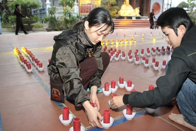 Thái Bình: Đêm hoa đăng vía Phật Di Đà tại chùa Từ Xuyên