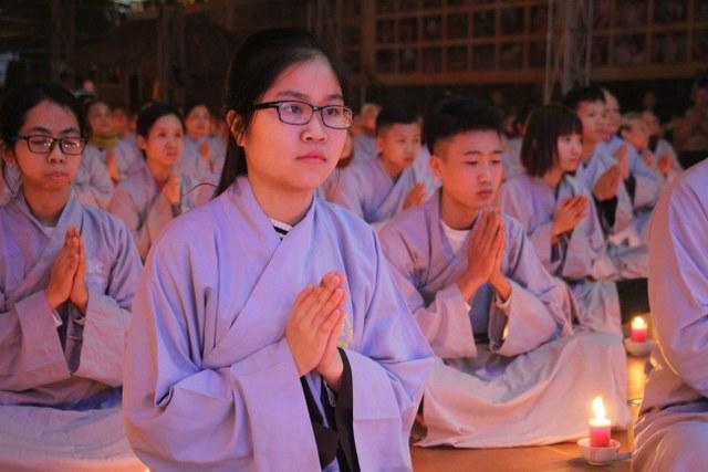 Thái Bình: Đêm hoa đăng vía Phật Di Đà tại chùa Từ Xuyên