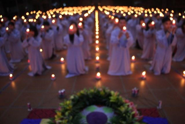 Thái Bình: Đêm hoa đăng vía Phật Di Đà tại chùa Từ Xuyên