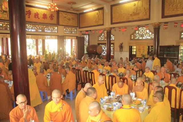 Đồng Tháp: Lễ cung tống kim quan HT. Thích Chơn Thành nhập bảo tháp