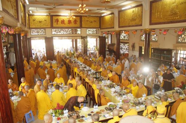 Đồng Tháp: Lễ cung tống kim quan HT. Thích Chơn Thành nhập bảo tháp