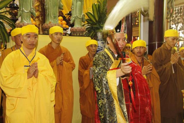 Đồng Tháp: Lễ cung tống kim quan HT. Thích Chơn Thành nhập bảo tháp