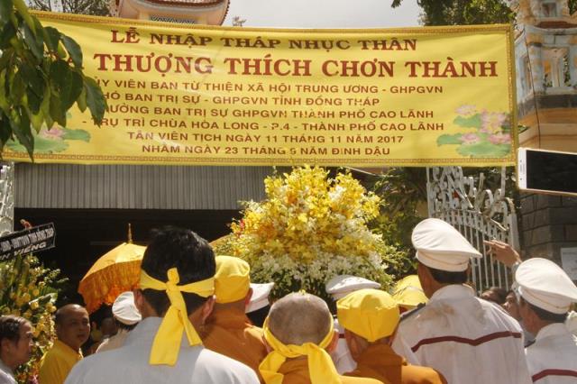 Đồng Tháp: Lễ cung tống kim quan HT. Thích Chơn Thành nhập bảo tháp