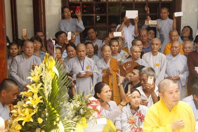 Đồng Tháp: Lễ cung tống kim quan HT. Thích Chơn Thành nhập bảo tháp