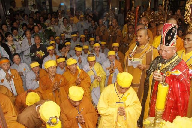 Đồng Tháp: Lễ cung tống kim quan HT. Thích Chơn Thành nhập bảo tháp