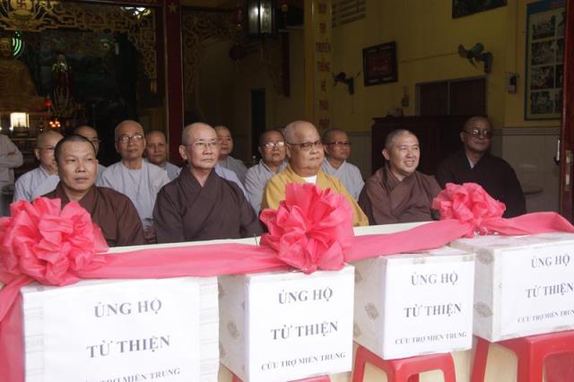 TP. Sa Đéc: Buffet Chay Gây Quỹ Từ Thiện Cứu Trợ Miền Trung