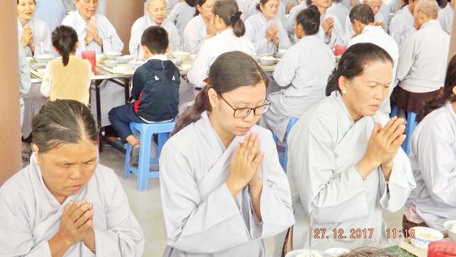 Trang nghiêm khóa tu “Một ngày an lạc” kỳ thứ 11 tại chùa Linh Sơn Pháp Ấn