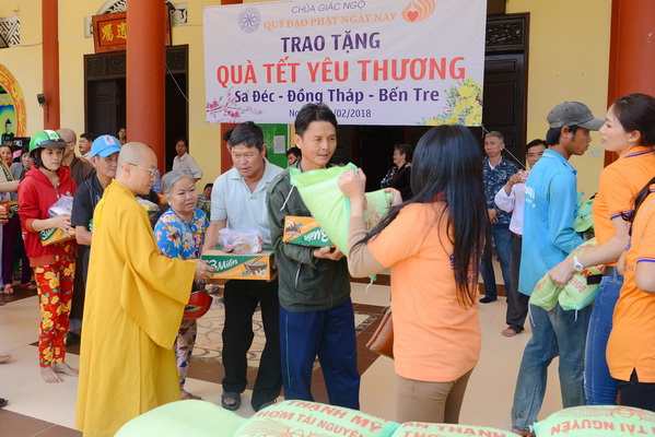 Tổng kết Chương trình “Quà Tết Yêu Thương” tại Đồng Tháp - Sa Đéc - Bến Tre (C136)