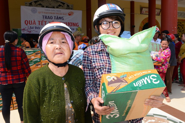 Tổng kết Chương trình “Quà Tết Yêu Thương” tại Đồng Tháp - Sa Đéc - Bến Tre (C136)