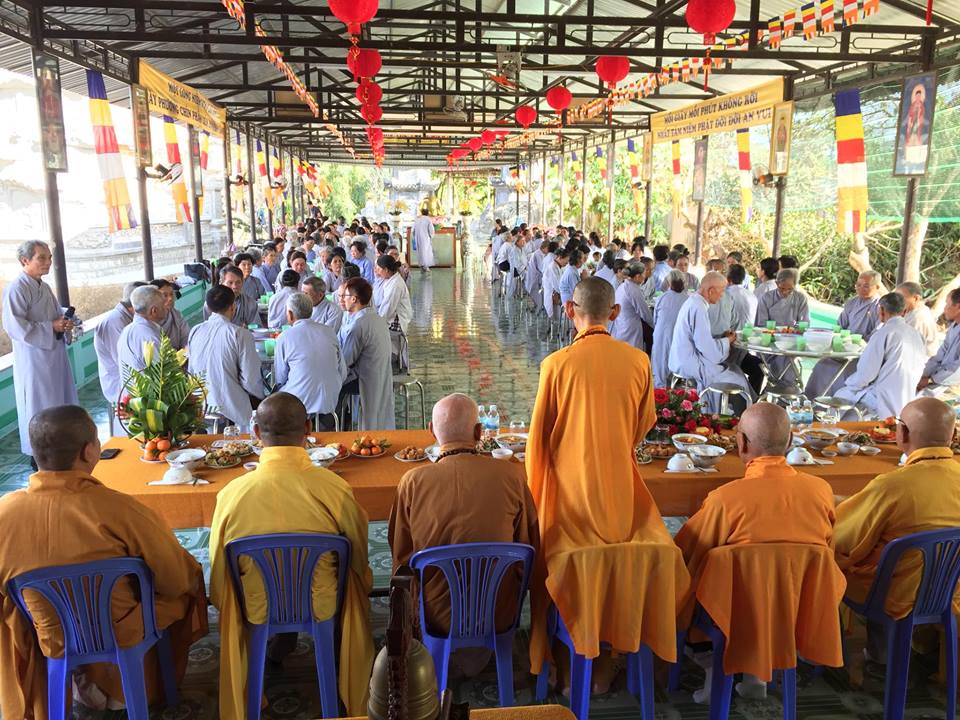 Chùa Sắc Tứ Minh Thiện Tổng Kết Khóa tu niệm Phật Một Ngày An Lạc Năm 2017