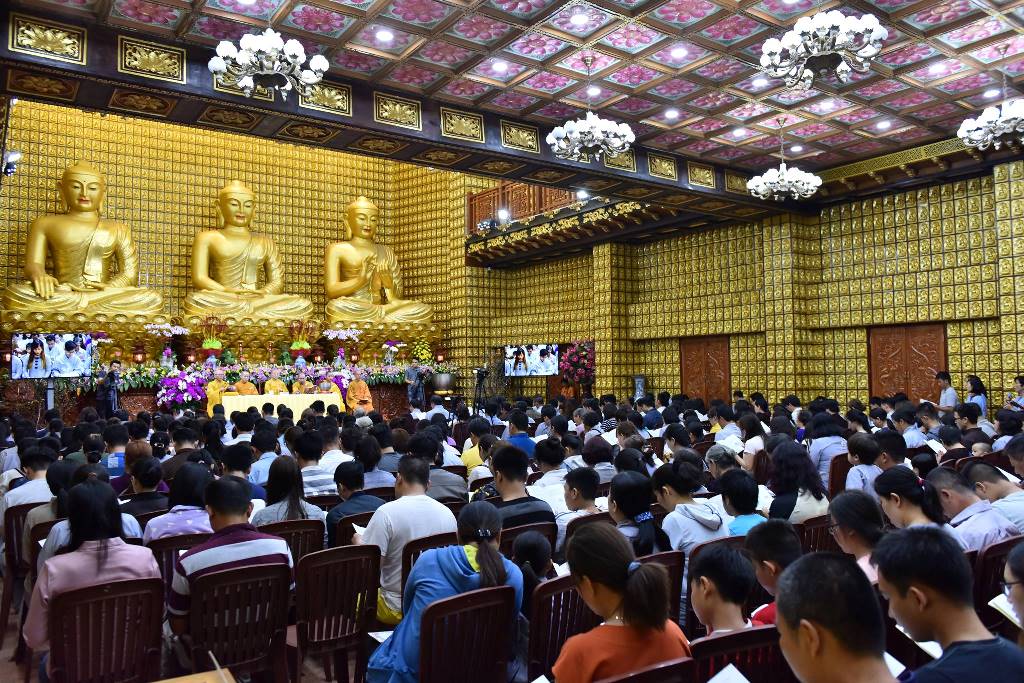 Hơn 400 Phật Tử Tham Dự Lễ Quy Y Tam Bảo Mùng 9 Tháng Giêng Tại Chùa Giác Ngộ, Ngày 24-02-2018