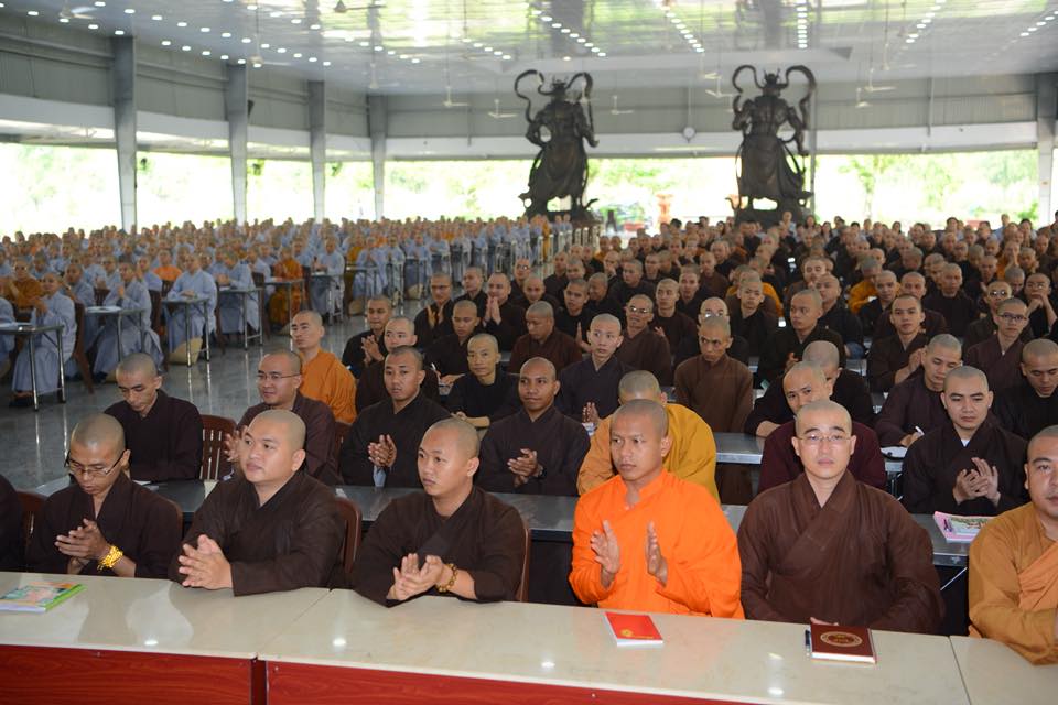 TT. Thích Nhật Từ giảng pháp ở Học viện Phật giáo VN tại TP. HCM