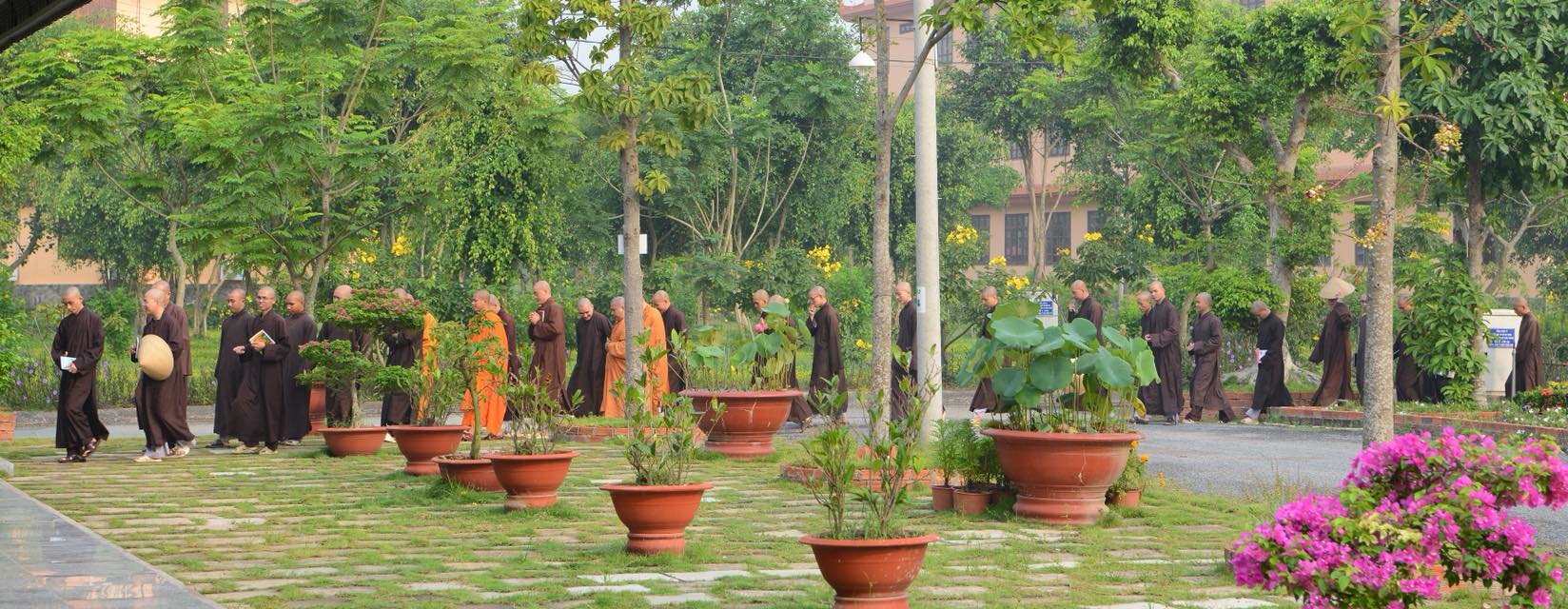 TT. Thích Nhật Từ giảng pháp ở Học viện Phật giáo VN tại TP. HCM