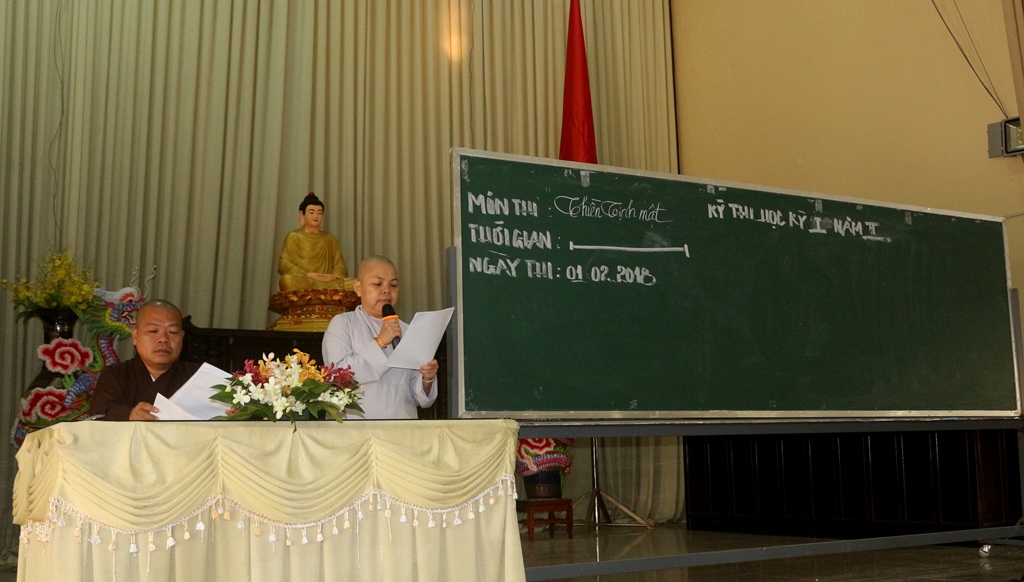 Bình Dương: Trường Trung Phật học tổ chức thi học kì.
