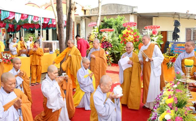 Phân ban Ni giới tỉnh Bình Dương tổ chức Đại lễ tưởng niệm Thánh Tổ Ni Đại Ái Đạo.