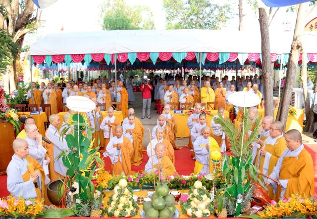 Phân ban Ni giới tỉnh Bình Dương tổ chức Đại lễ tưởng niệm Thánh Tổ Ni Đại Ái Đạo.