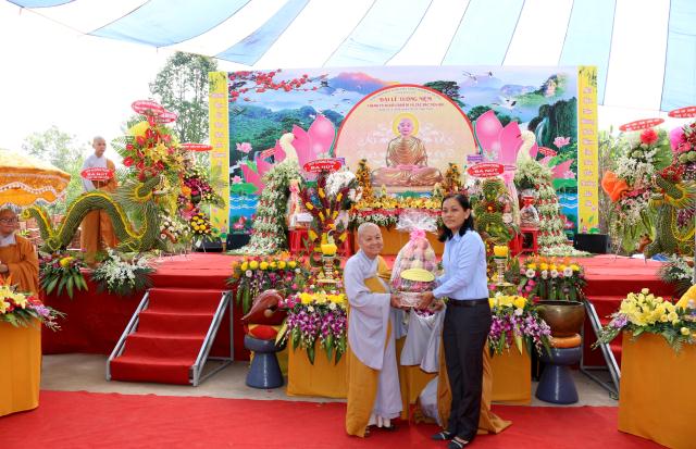 Phân ban Ni giới tỉnh Bình Dương tổ chức Đại lễ tưởng niệm Thánh Tổ Ni Đại Ái Đạo.