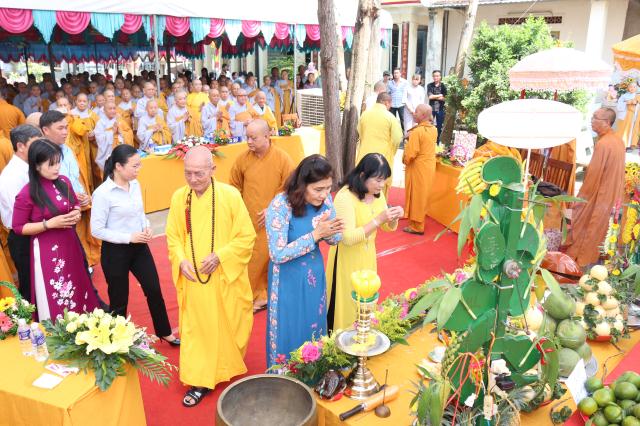 Phân ban Ni giới tỉnh Bình Dương tổ chức Đại lễ tưởng niệm Thánh Tổ Ni Đại Ái Đạo.
