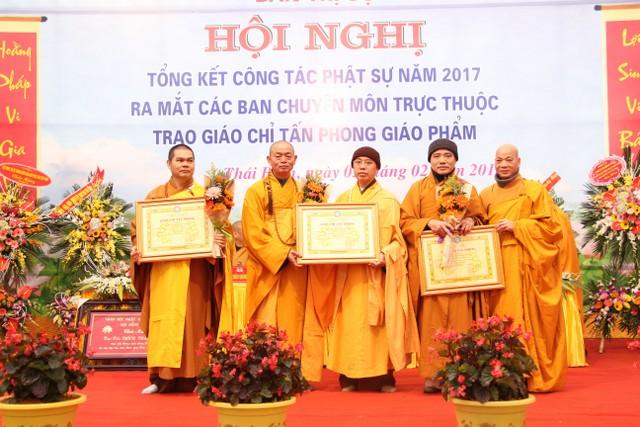 Thái Bình: Phật giáo Thái Bình tổng kết Phật sự, trao giáo chỉ tấn phong