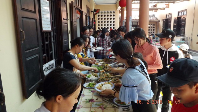 Xuất hành đầu năm Mậu Tuất - Những cảm nhận