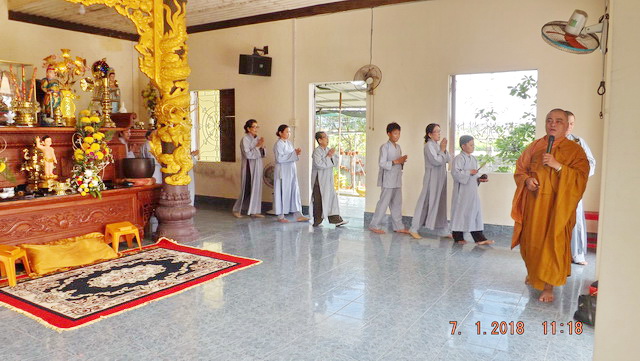 Chùa Long Thạnh: Khóa tu Bát quan trai cuối năm Đinh Dậu
