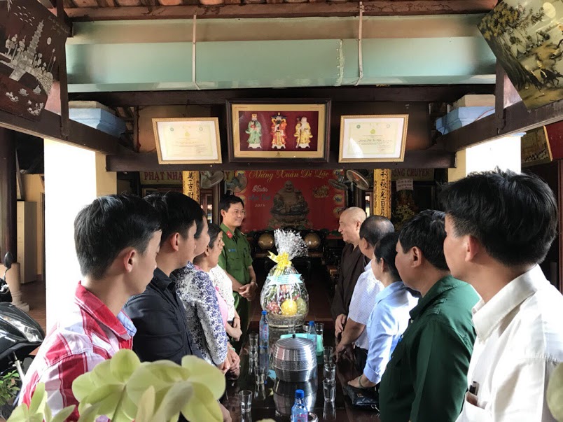 Các ban ngành đoàn thể chúc mừng Ban Trị Sự Phật Giáo tỉnh nhân dịp rằm tháng giêng