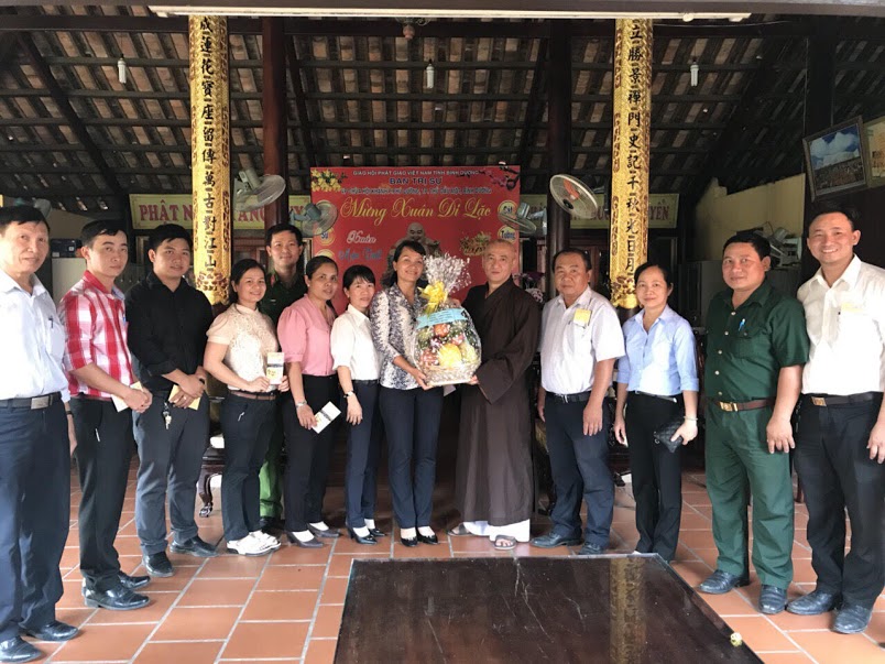 Các ban ngành đoàn thể chúc mừng Ban Trị Sự Phật Giáo tỉnh nhân dịp rằm tháng giêng