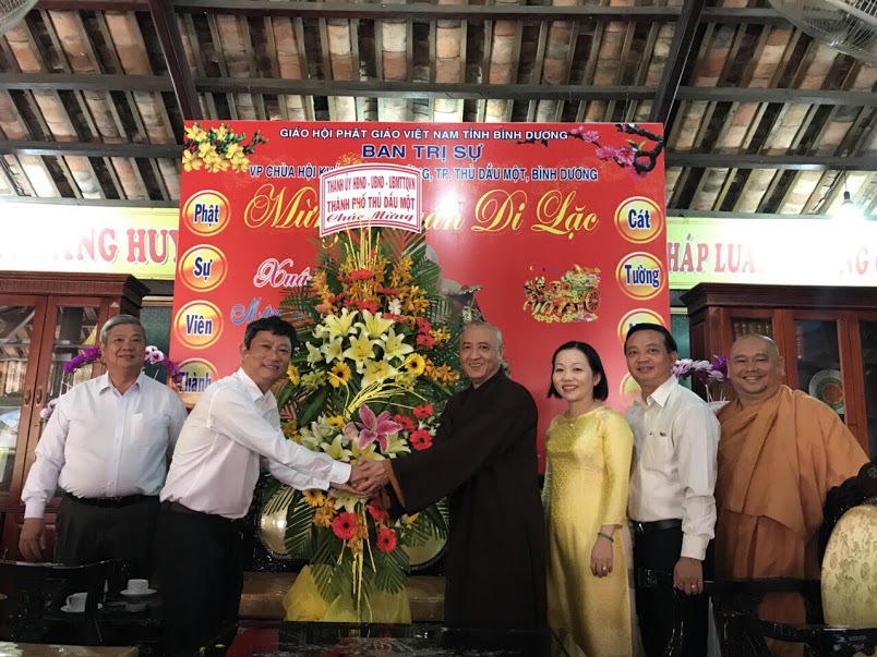 Các ban ngành đoàn thể chúc mừng Ban Trị Sự Phật Giáo tỉnh nhân dịp rằm tháng giêng