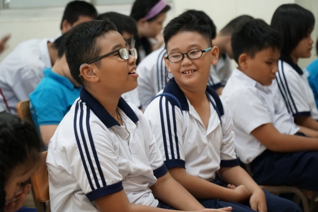 TT. Thích Nhật Từ thuyết giảng tại trường THPT đặc biệt Nguyễn Đình Chiểu