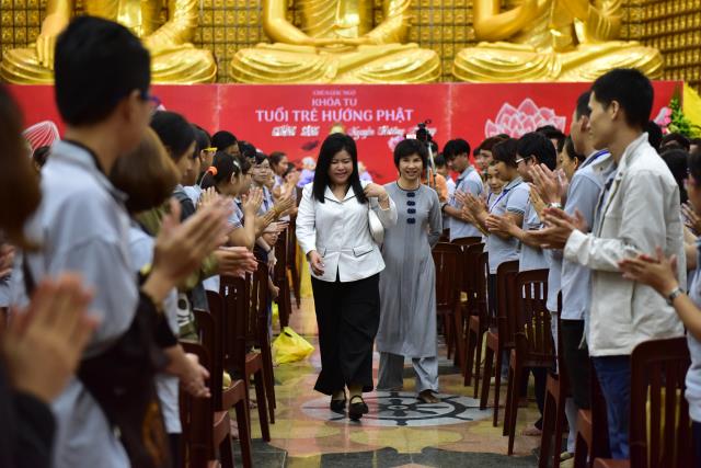Hướng Dương Ngời Sáng Thiên Thu