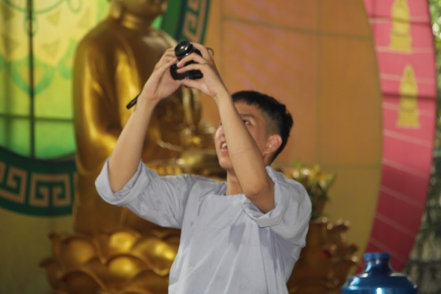 Thái Bình: Gần 1000 thiện sinh dự khóa tu sen hồng chùa Từ Xuyên