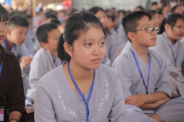 Thái Bình: Gần 1000 thiện sinh dự khóa tu sen hồng chùa Từ Xuyên