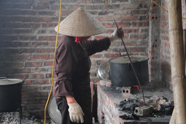 Thái Bình: Gần 1000 thiện sinh dự khóa tu sen hồng chùa Từ Xuyên