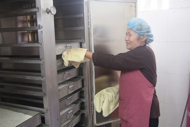 Thái Bình: Gần 1000 thiện sinh dự khóa tu sen hồng chùa Từ Xuyên