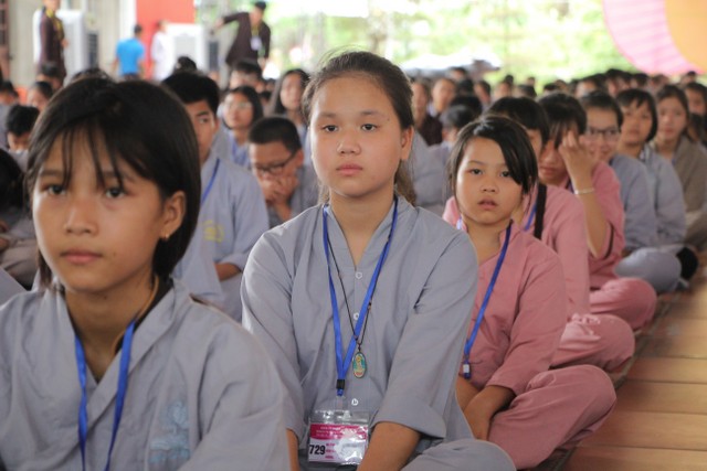 Thái Bình: Gần 1000 thiện sinh dự khóa tu sen hồng chùa Từ Xuyên