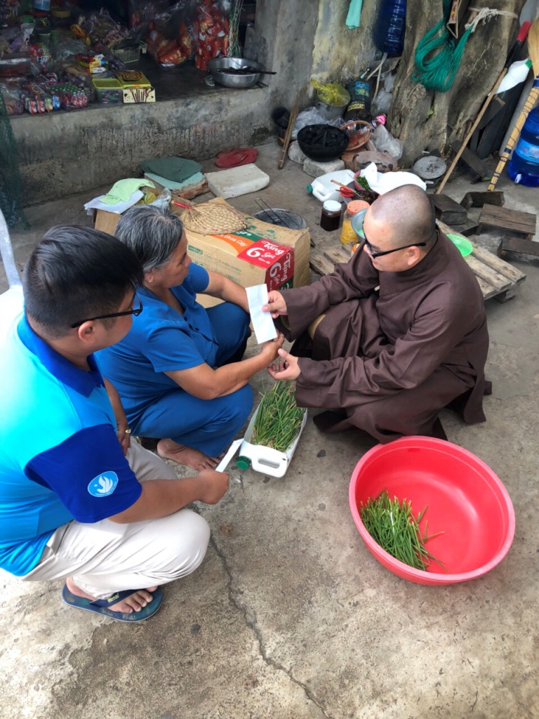 Bình Dương: Sẻ chia yêu thương tại huyện đảo Phú Quý.