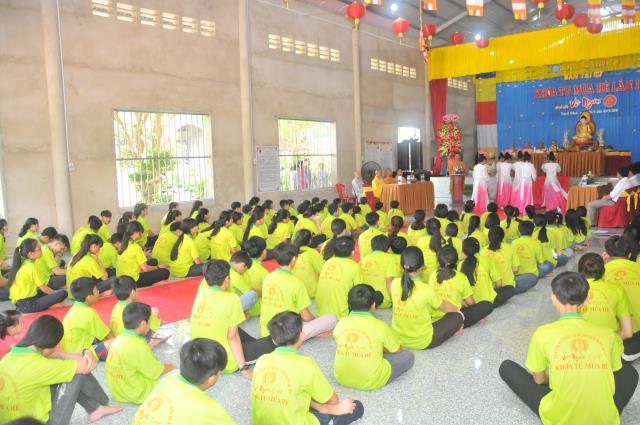 Hớn Quản: Khai mạc Khóa tu Mùa hè “Về Nguồn” lần I