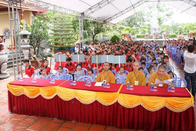 Ninh Bình: Khai mạc khóa tu mùa hè chùa Quang Sơn