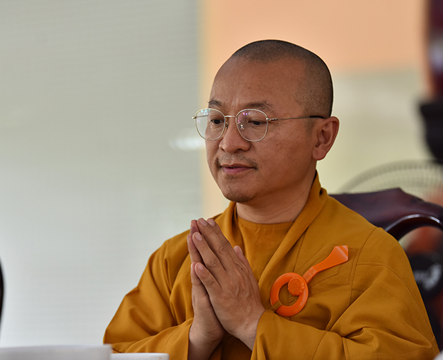 Xã hội theo Phật giáo Nguyên Thủy và Đại Thừa - TT.Thích Nhật Từ (11-07-2018)
